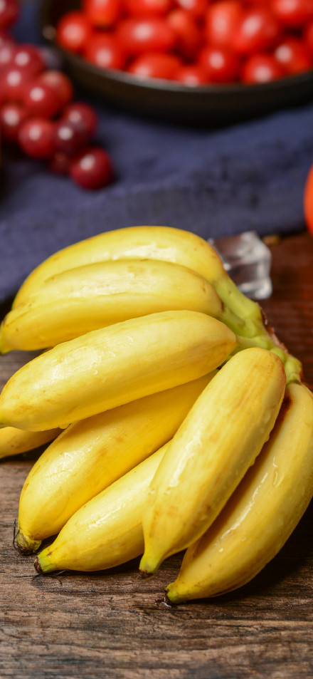 Fresh and Tempting Banana 4K Wallpaper