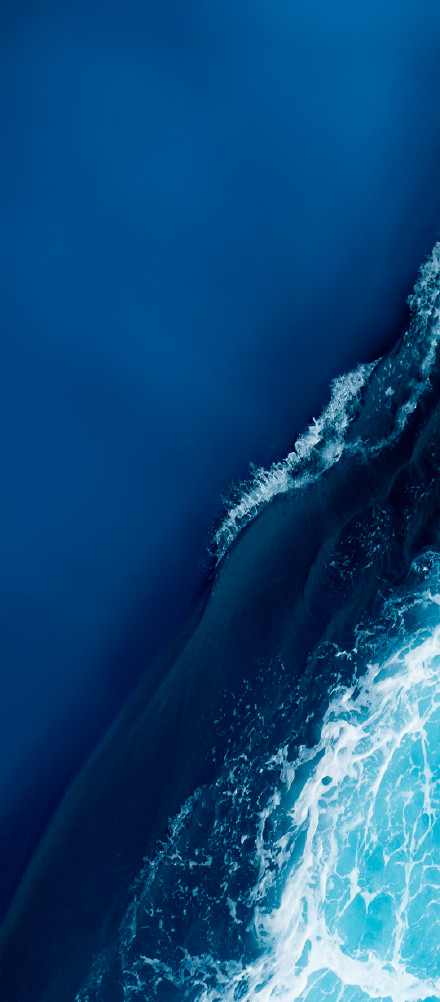 Deep Blue Ocean Waves with White Foam HD Wallpaper