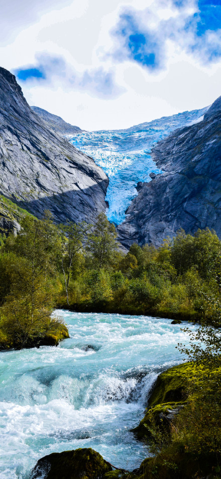 Briksdal glacier landscape phone wallpaper