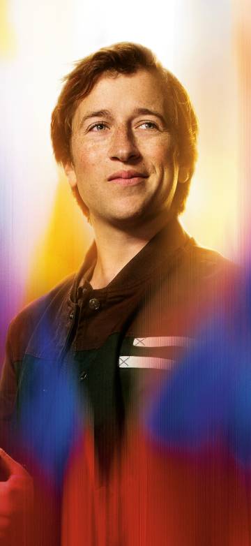 Skyler Gisondo Jimmy Olsen Phone Wallpaper
