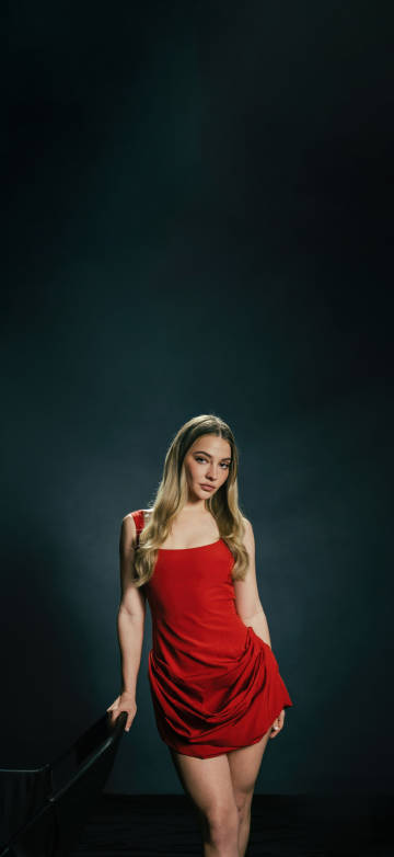 Madelyn Cline phone wallpaper Madelyn Cline phone wallpaper
