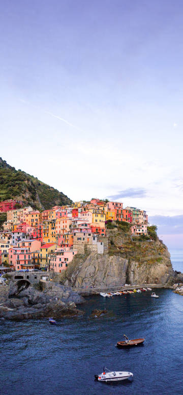 Scenery of italian coastal colorful village phone wallpaper