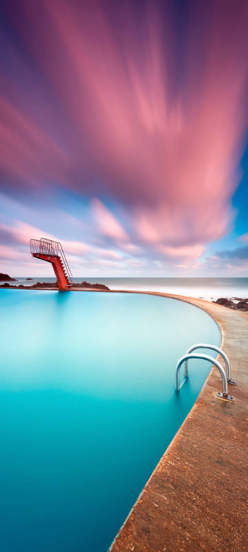 Bondi Icebergs Swimming Pool, Sydney, Australia wallpaper