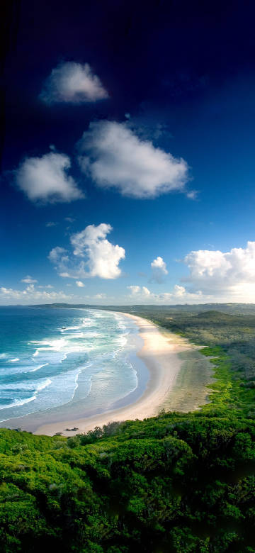 Expansive beaches with views of the blue sea