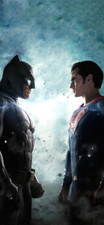 Heroes in confrontation: batman and superman