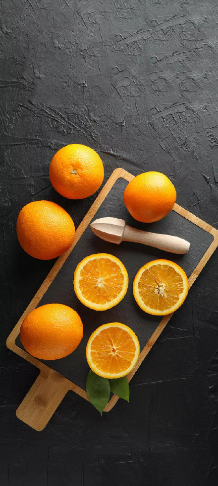 Delicious fresh orange plating wallpaper