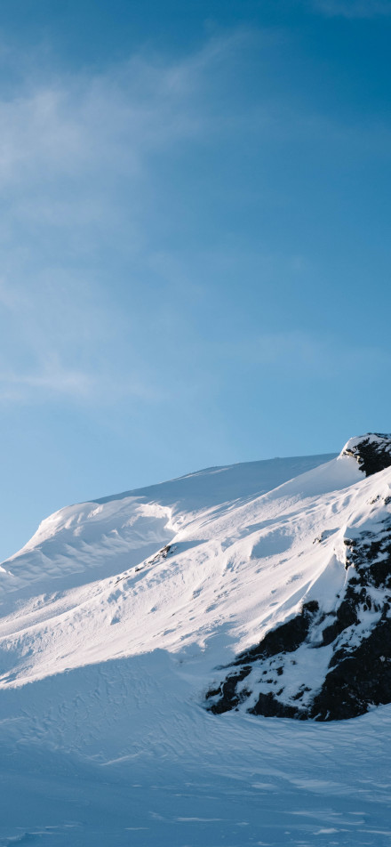 Natural snow mountain scenery phone wallpaper