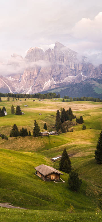 Beautiful scenery in the tranquil Alps phone wallpaper