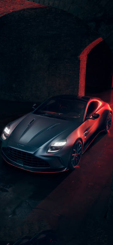 Aston Martin Vantage S 2025 phone wallpaper