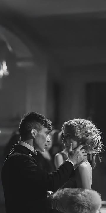 Peaky Blinders Black and White Still :Tommy and Grace
