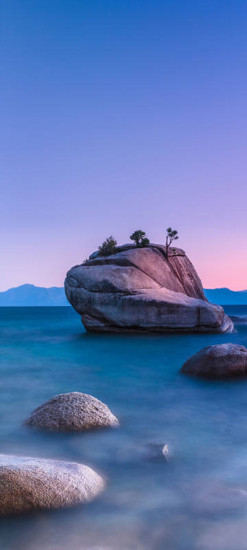 Beautiful Lake Tahoe scenery phone wallpaper Beautiful Lake Tahoe scenery phone wallpaper