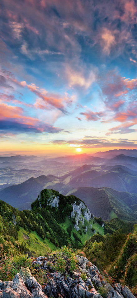 Magnificent mountain scenery at sunset phone wallpaper