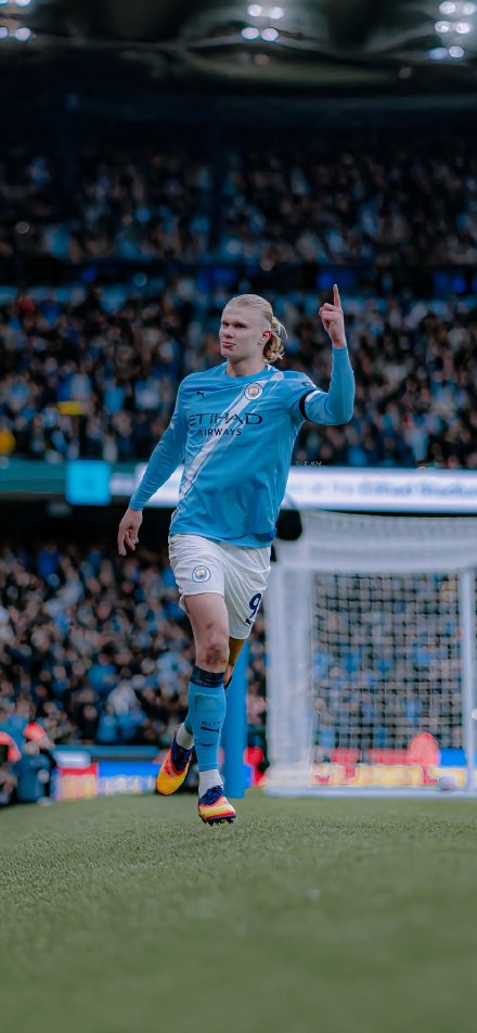 Erling Haaland Celebrating a Goal for Man City 4K Wallpaper
