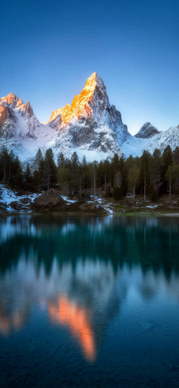 Spectacular golden mountain in the blue sky phone wallpaper