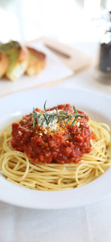 Delicious pasta phone wallpaper