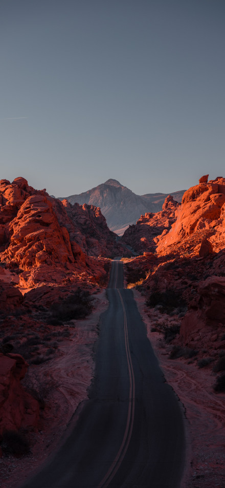 Highway and red rock wonders phone wallpaper