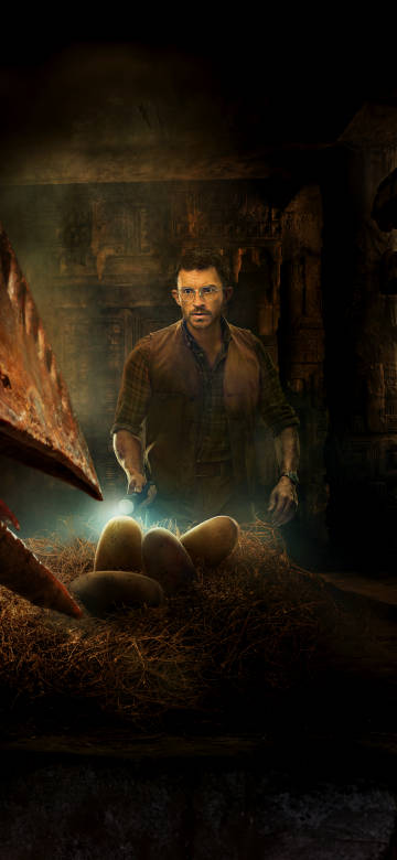 Jurassic World,movie,Jonathan Bailey,Dr. Henry Loomis