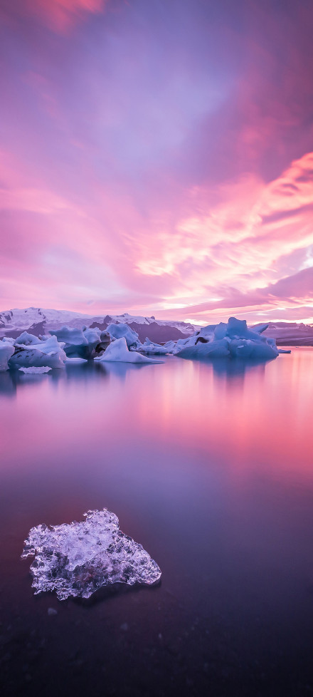 Natural beauty phone wallpaper, red sky, iceberg, beautiful